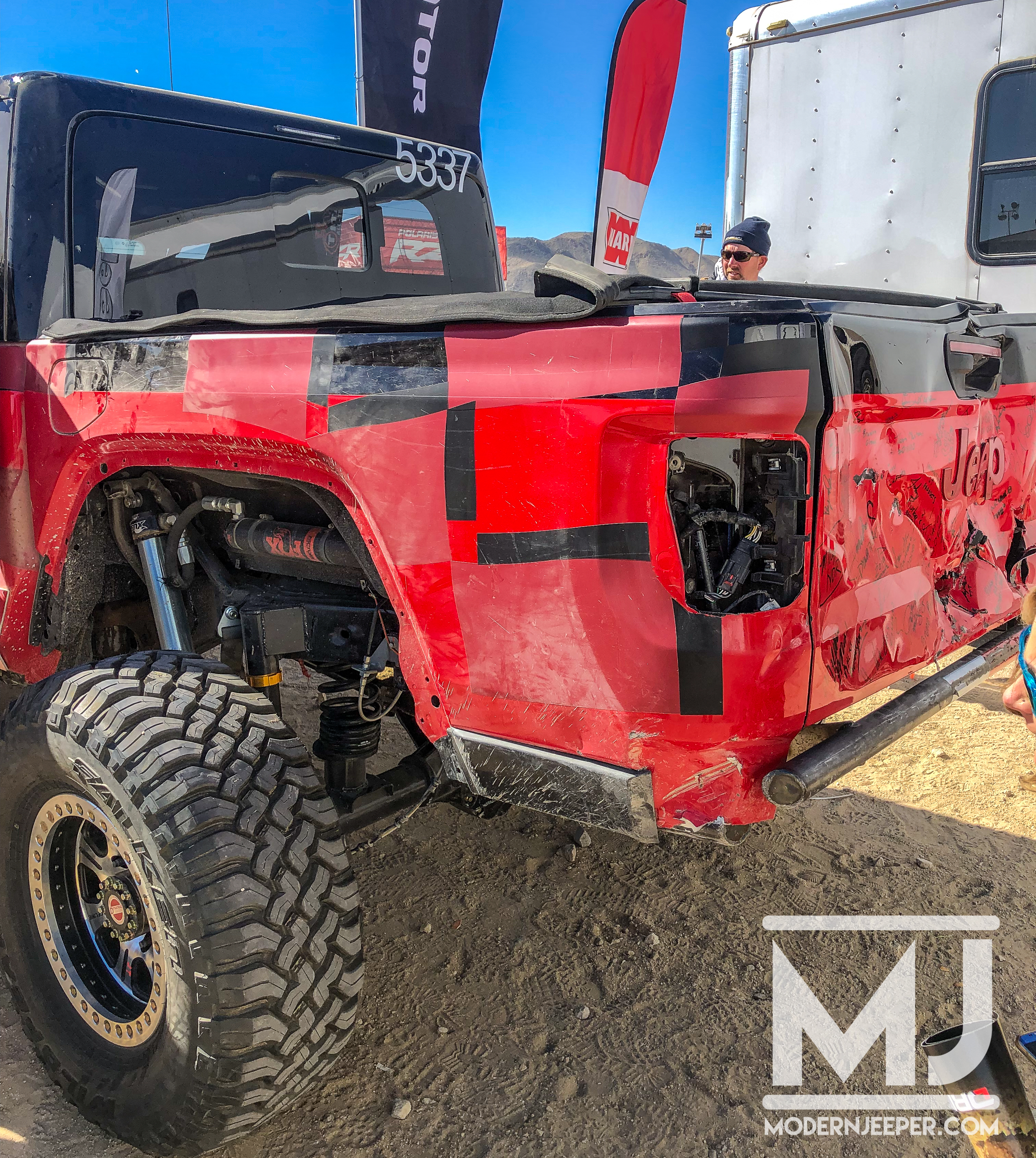 [pics & video] The Gladiator of Johnson Valley The Jeep Truck after