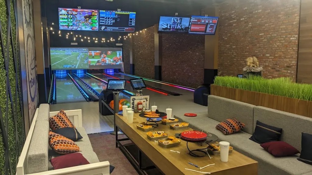 Best Birthday Parties for Tweens and Teens in Waco, Texas Modern