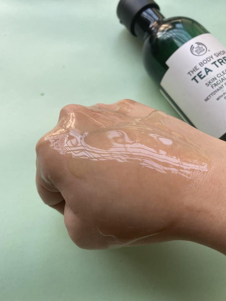 The Body Shop Tea Tree Skin Clearing Facial Wash Review Does It Work?