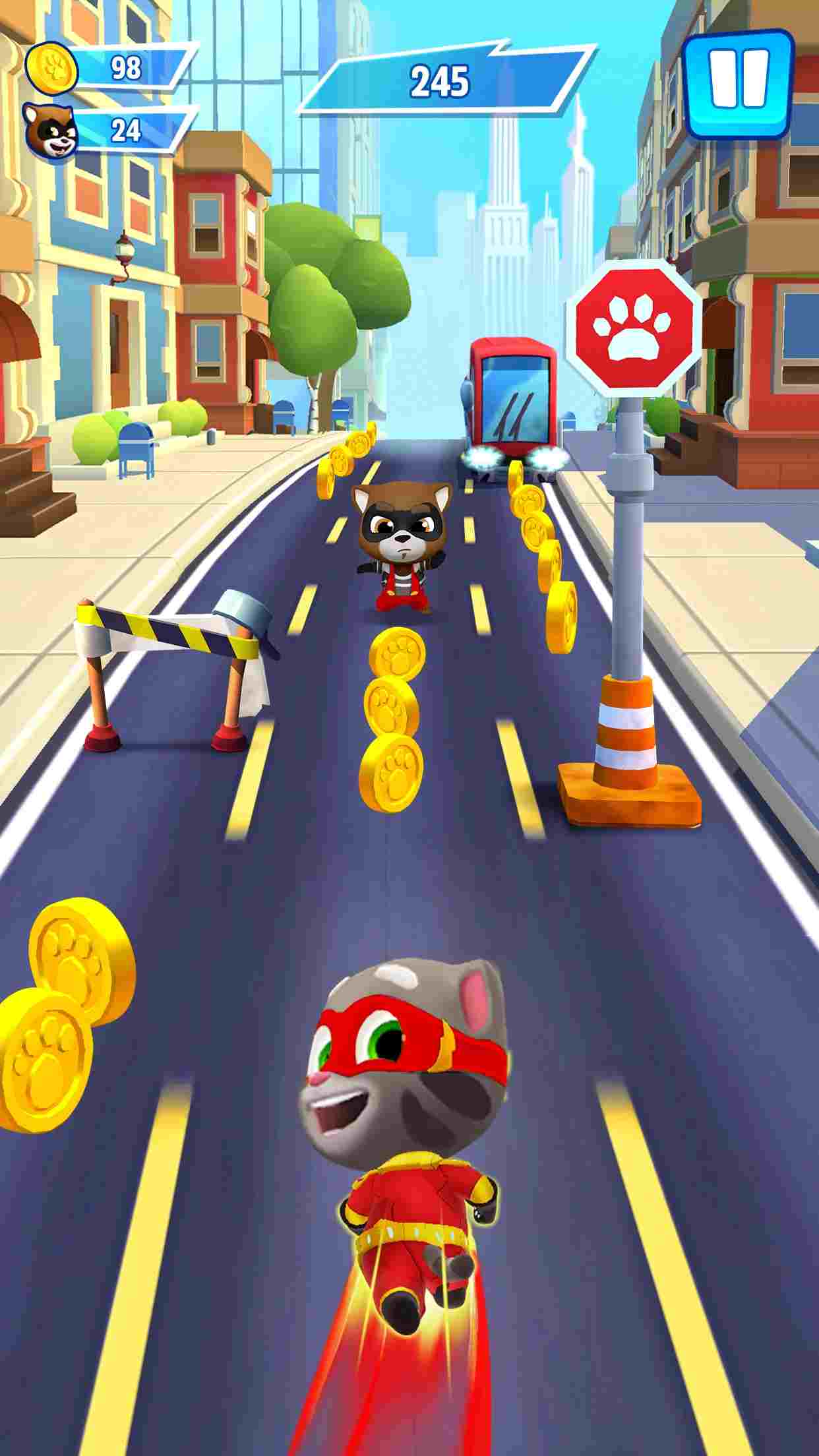 Talking Tom Hero Dash 4.9.1.7175 APK MOD [Huge Amount Of Money]