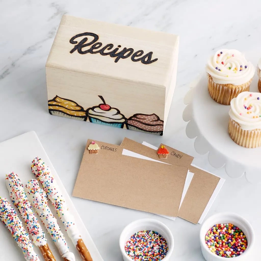 25+ Wood Box Crafts for Home Decorating Mod Podge Rocks