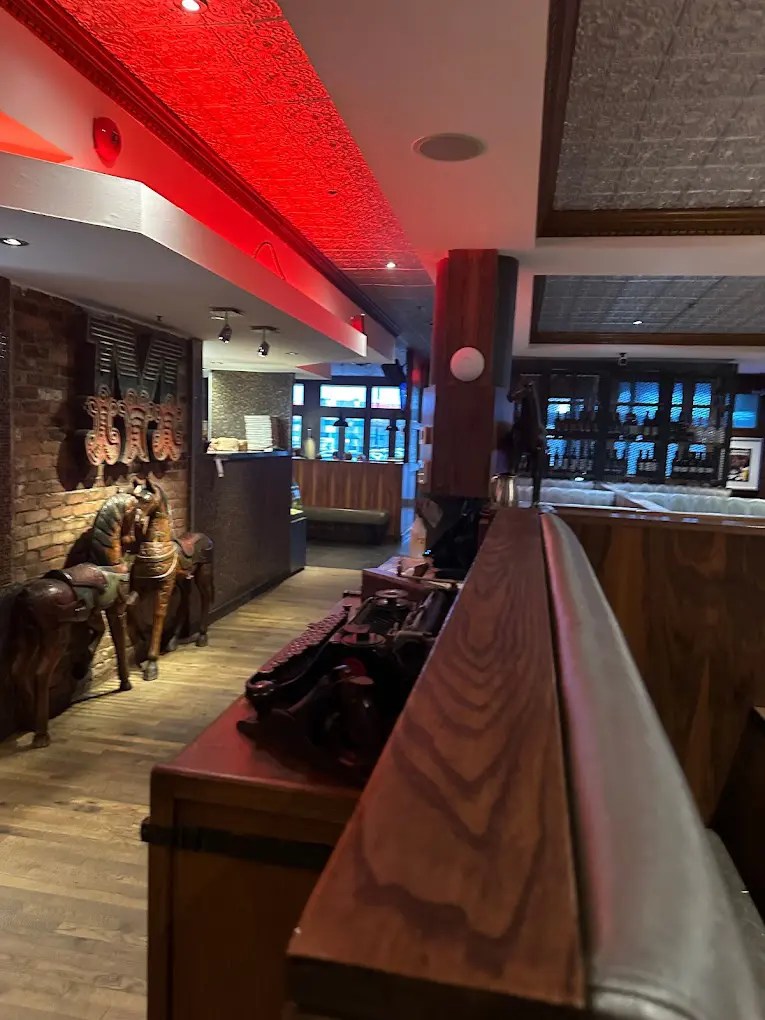 Moe's Bar & Grill West Island