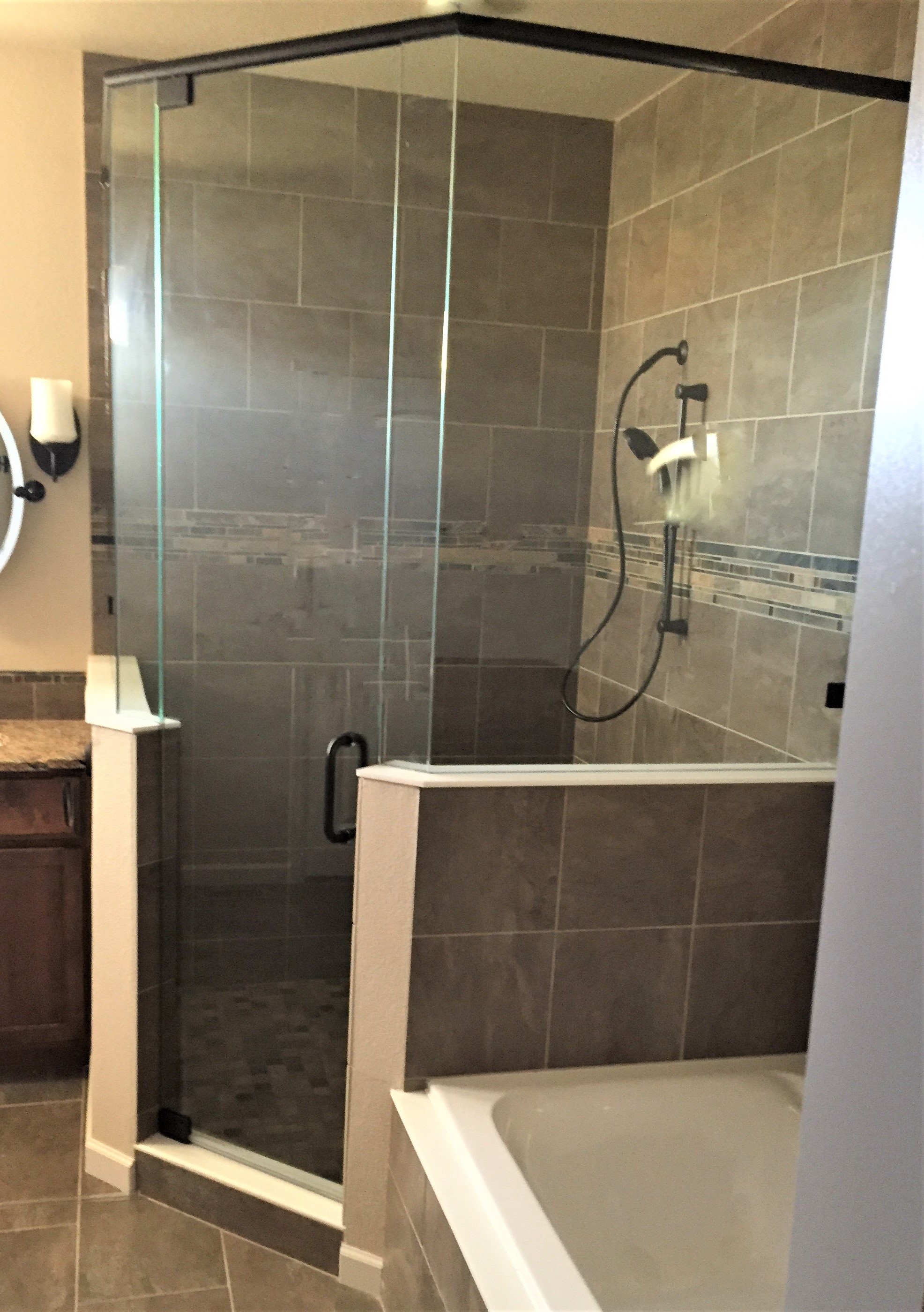 Glass Shower Doors & Mirrors Evans, Greeley, Windsor, CO Moffat Glass