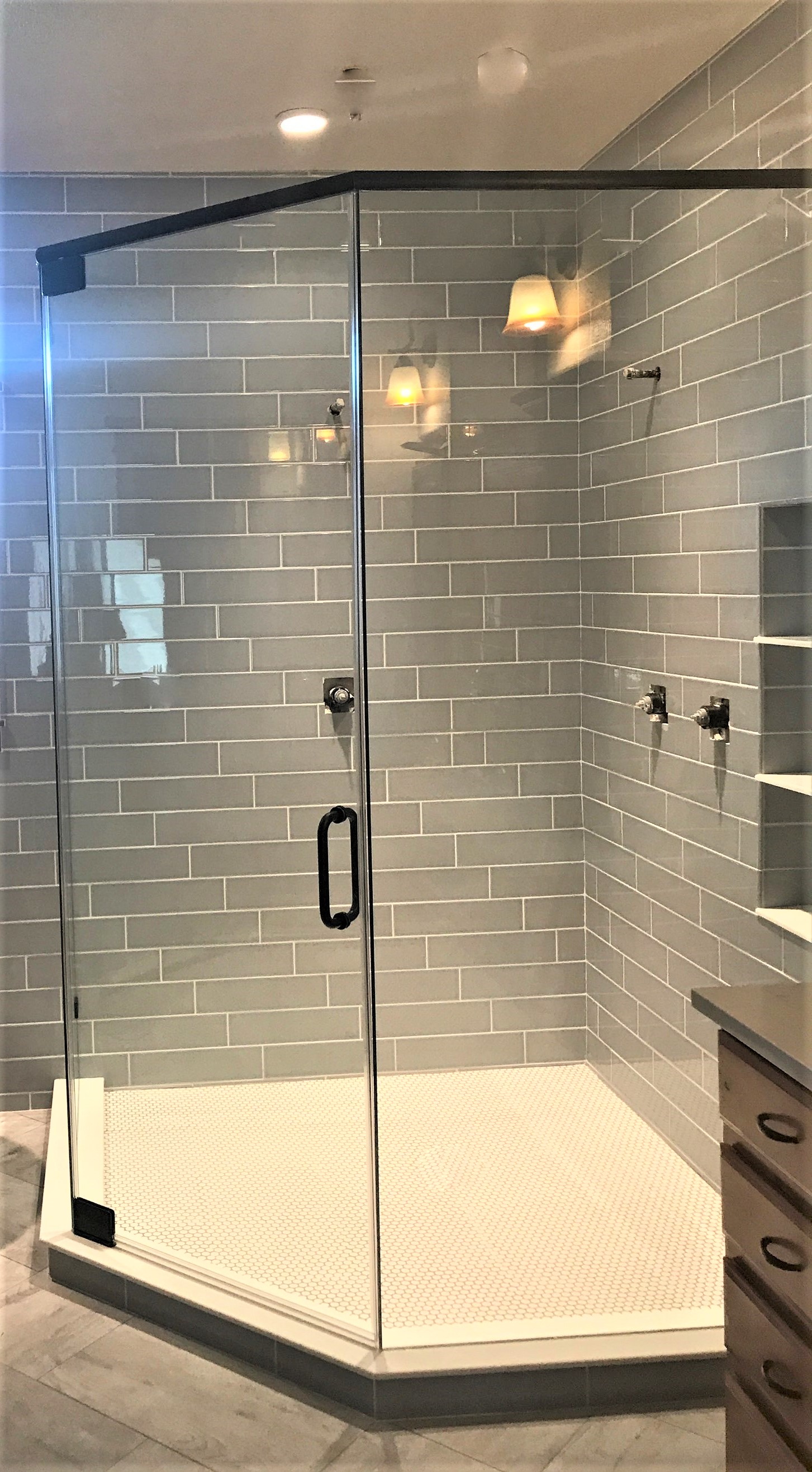 Glass Shower Doors & Mirrors Evans, Greeley, Windsor, CO Moffat Glass