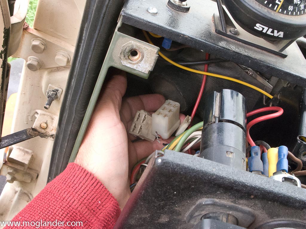 Electrical problem on 1300L Dash warning lights blinking