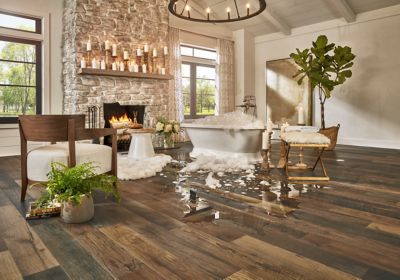 Pergo TimberCraft +WetProtect Antique Barnwood Laminate Flooring