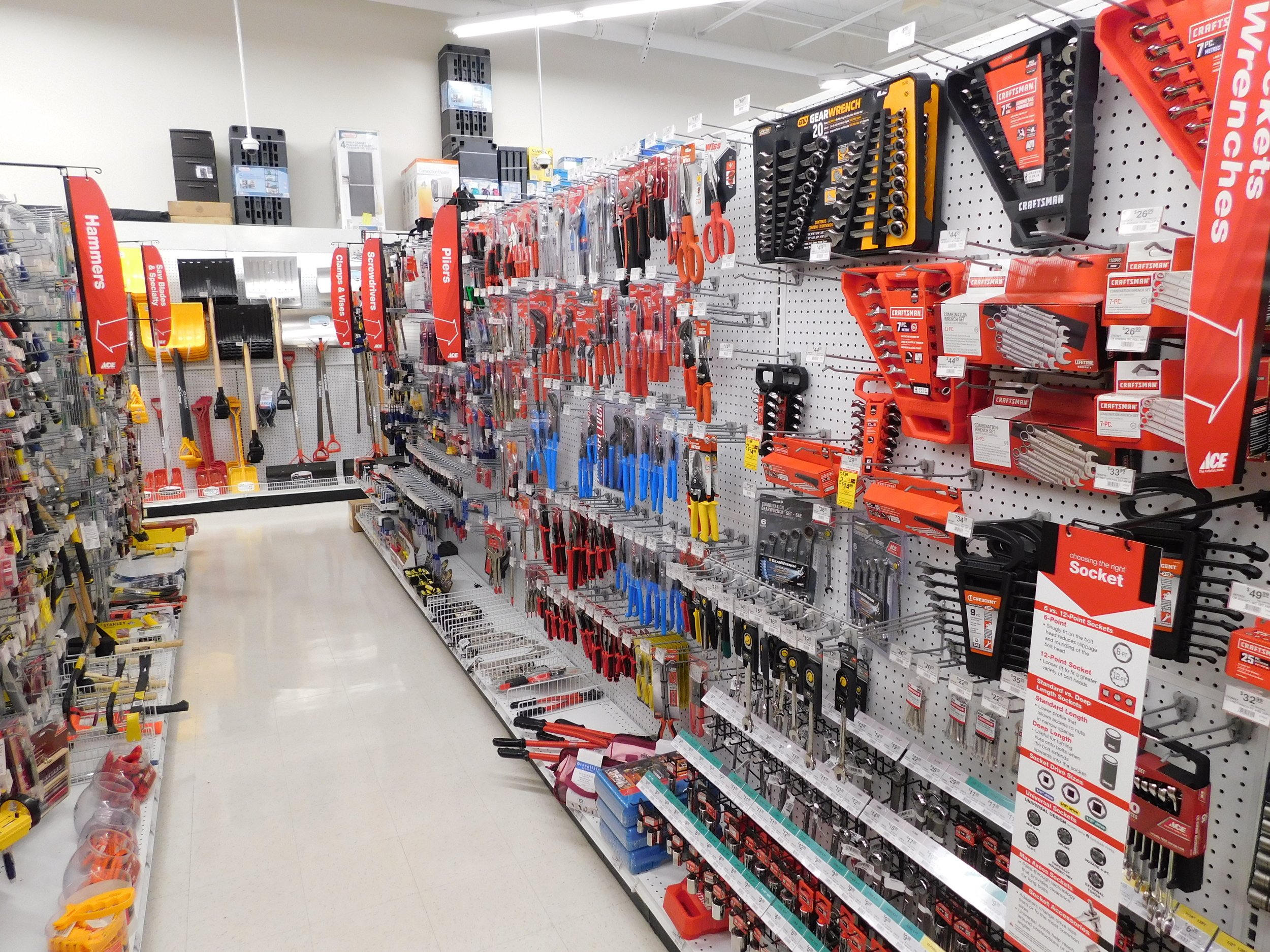 Store Photos Bedford Moison Ace Hardware