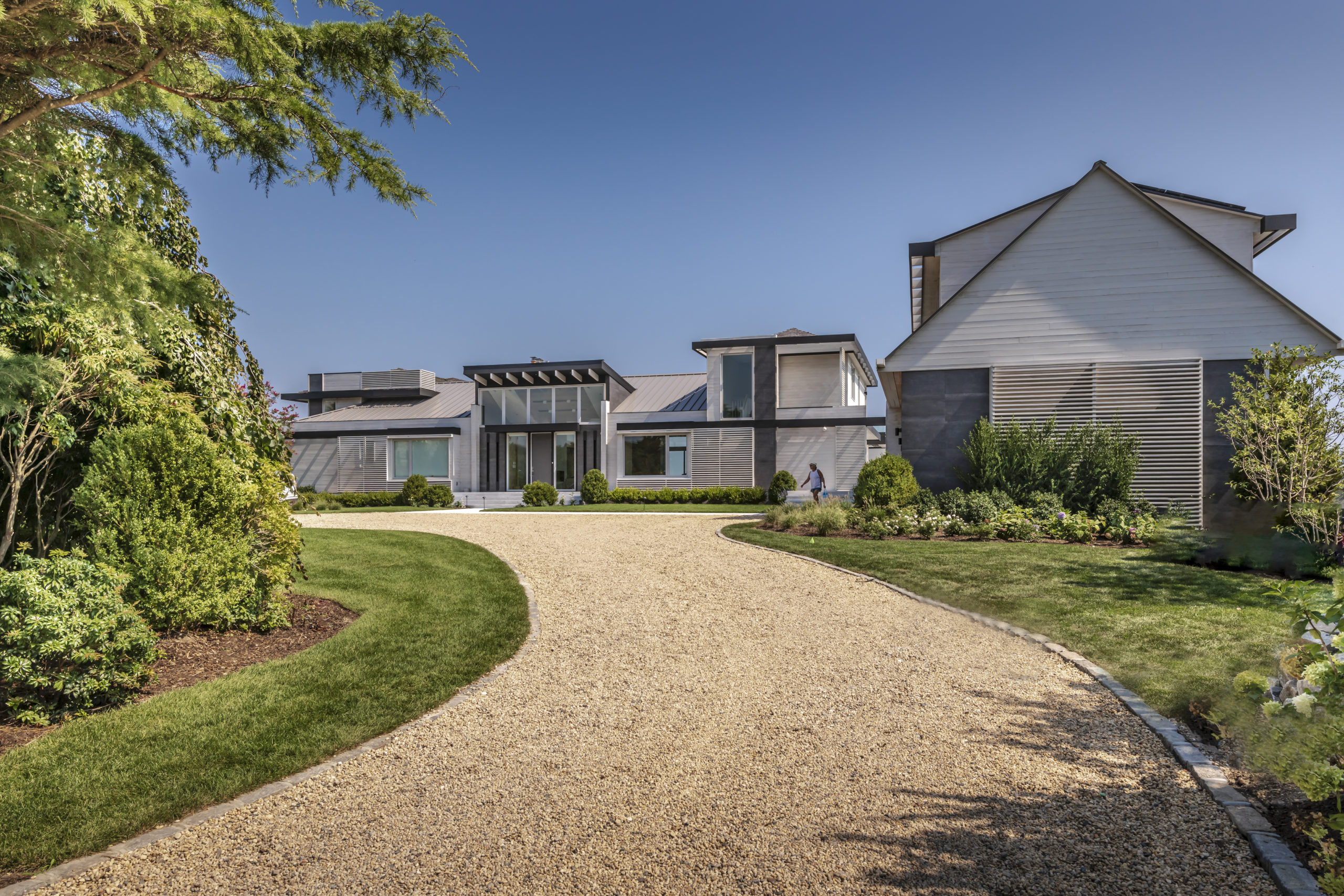 Quiogue Residence Mojo Stumer Luxury Architects in Long Island and NYC