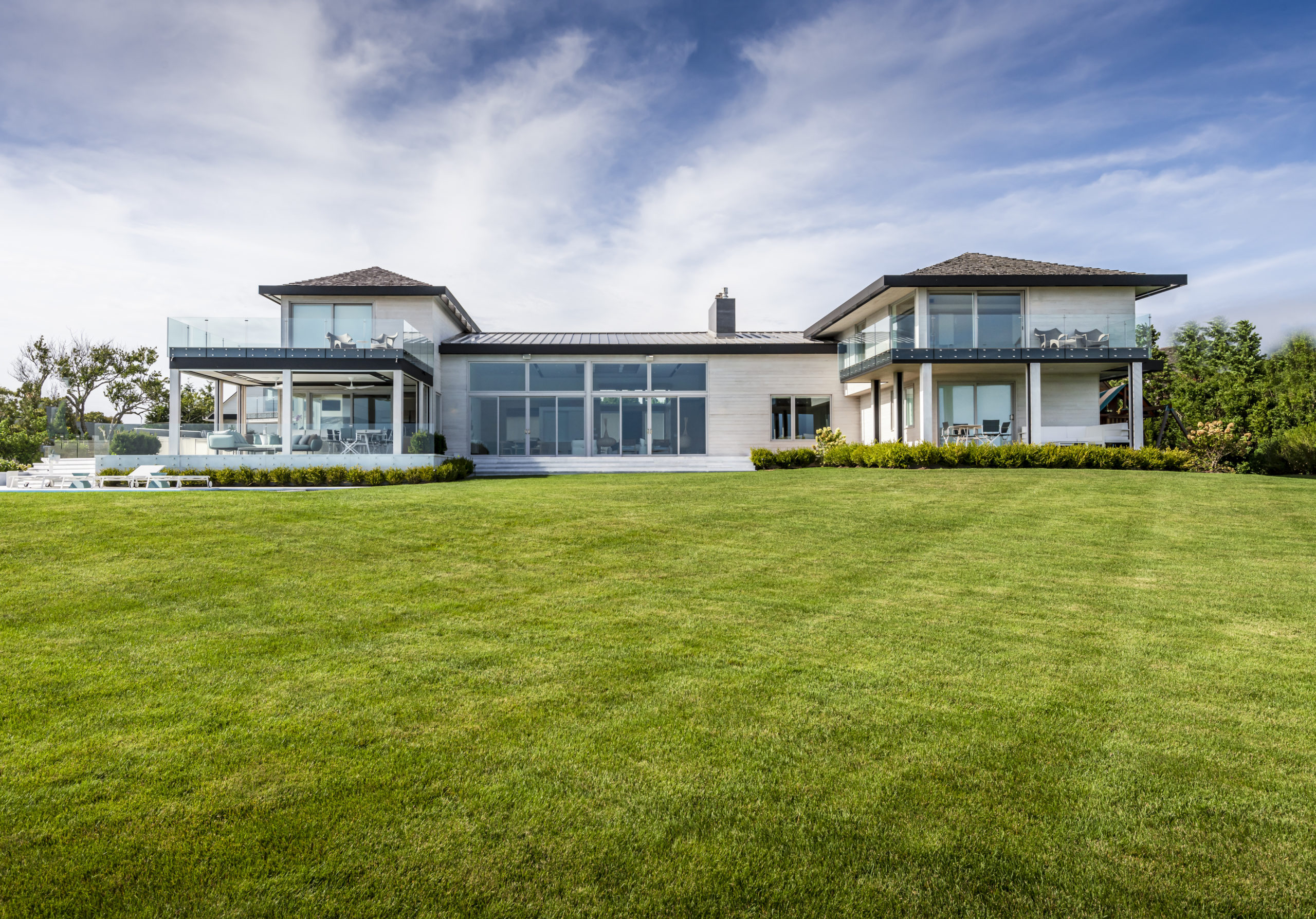 Quiogue Residence Mojo Stumer Luxury Architects in Long Island and NYC