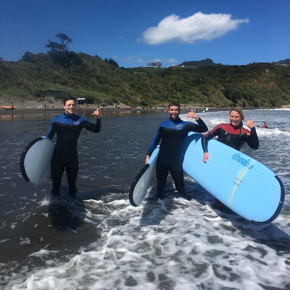 Surf &amp, Stay at Raglan Surf Camp in New Zealand Mojosurf