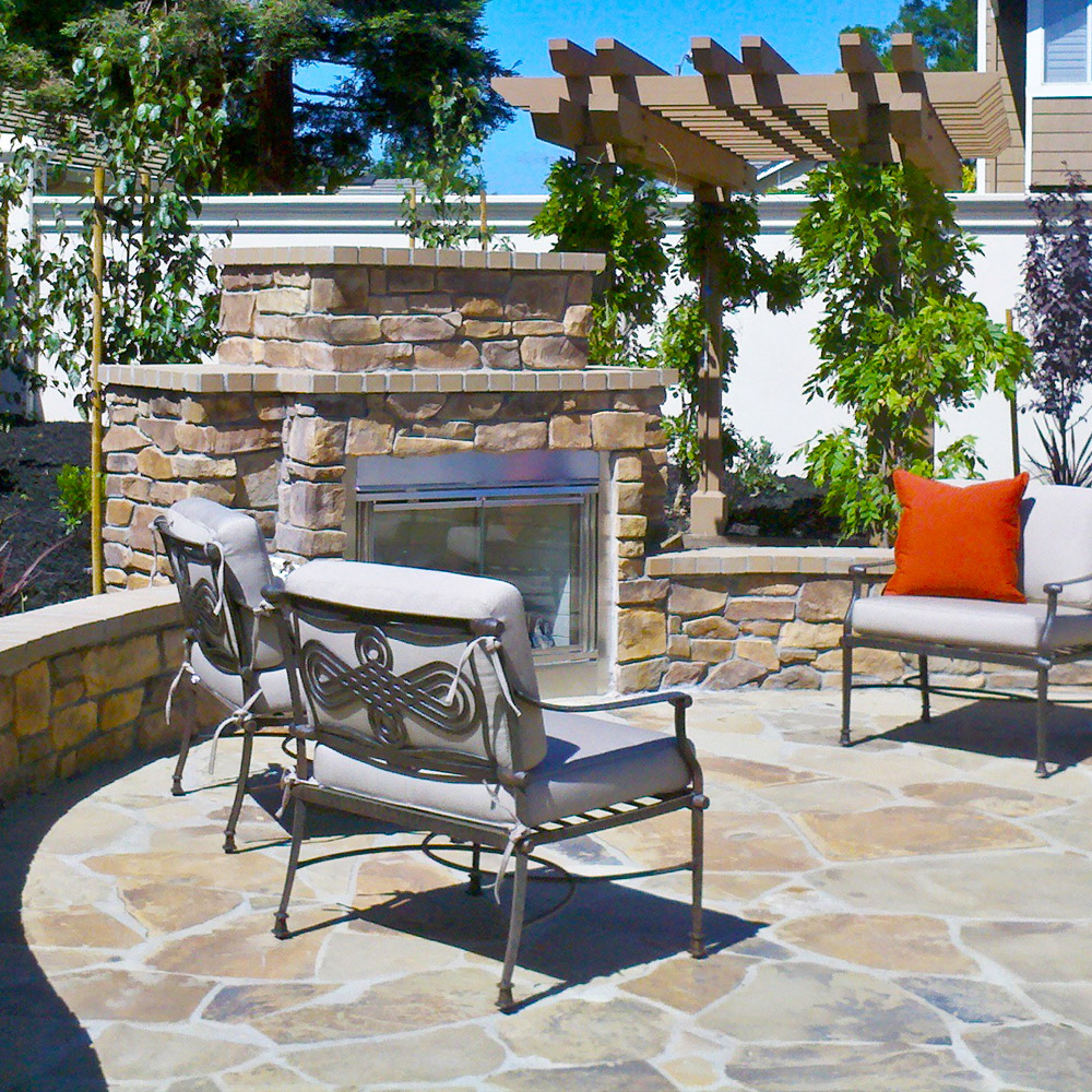 Fireplaces, Pits, and Rings « Molzon Landscape Nursery