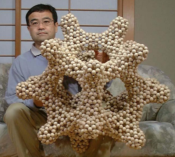 Math Monday Giant Bead Construction National Museum of Mathematics