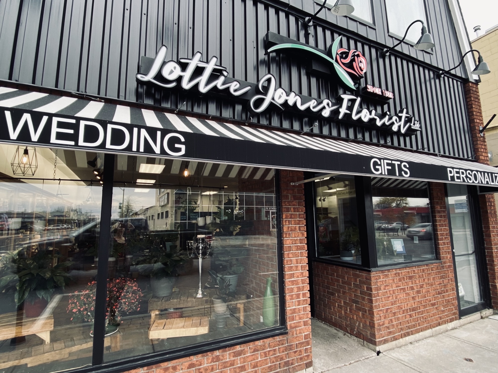 Top3 Local flower services in Ontario, Canada Mom Blog Society