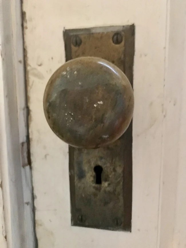 How to open the old fashioned locks ticketplm