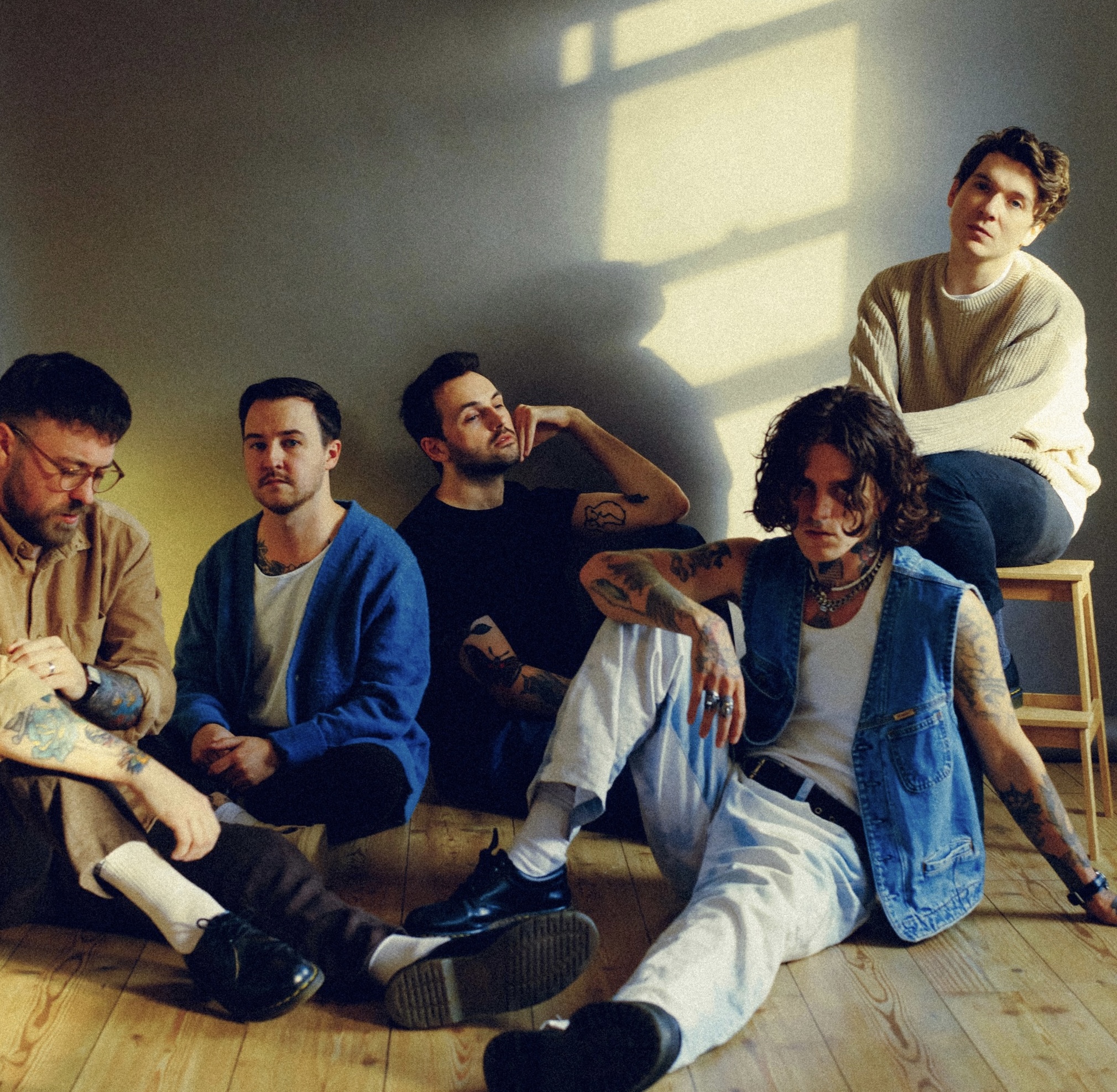 ALBUM REVIEW CASEY RETURN WITH THIRD STUDIO ALBUM ‘HOW TO DISAPPEAR