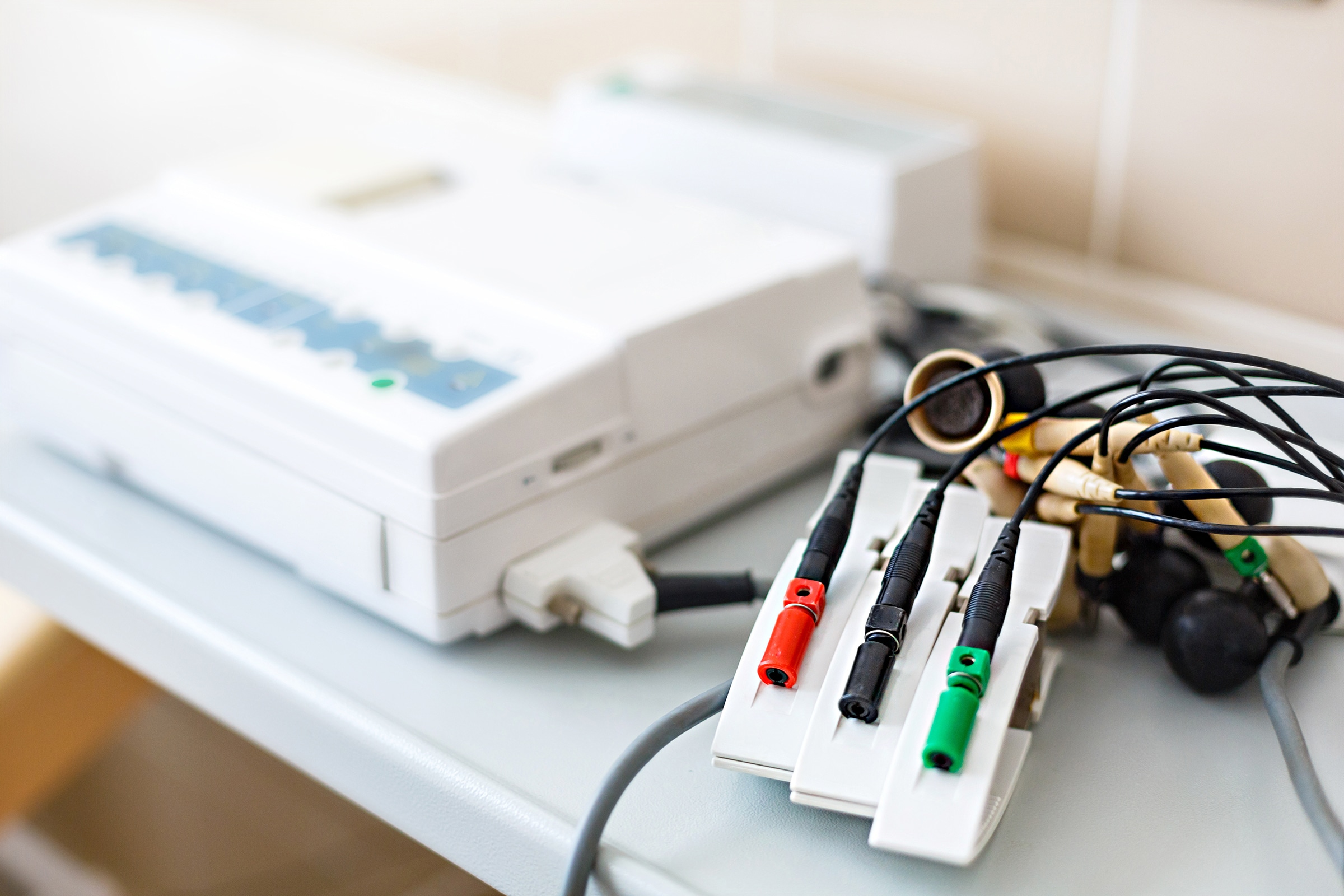 What Tools Do Chiropractors Use to Help Their Patients? Momentum Medical