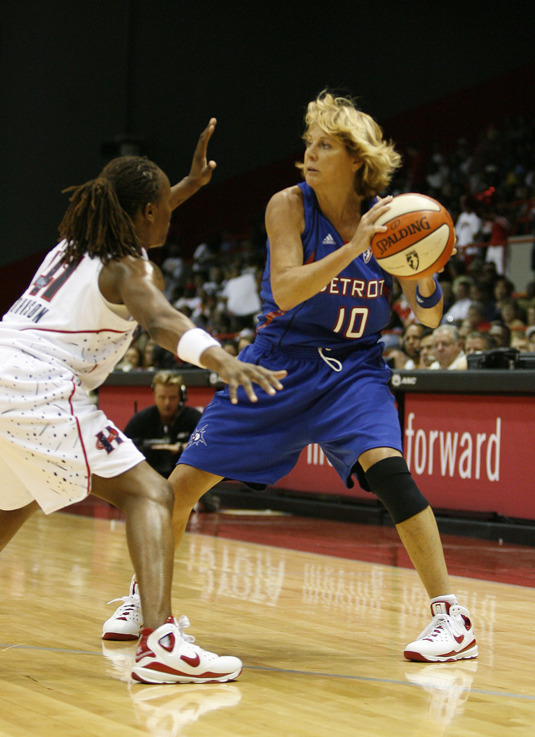 Nancy Lieberman, Shannon Johnson Mom it ForwardMom it Forward