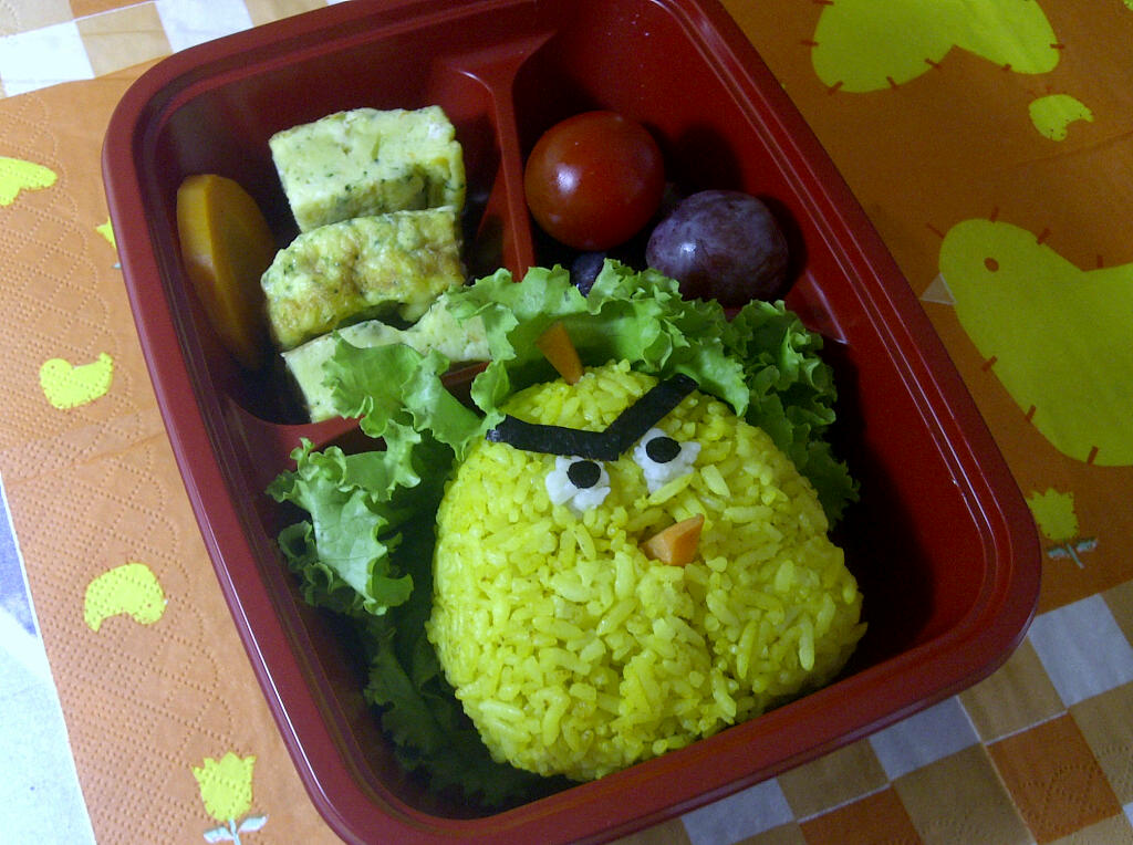 Cara Membuat Bento Nasi Kuning Hal