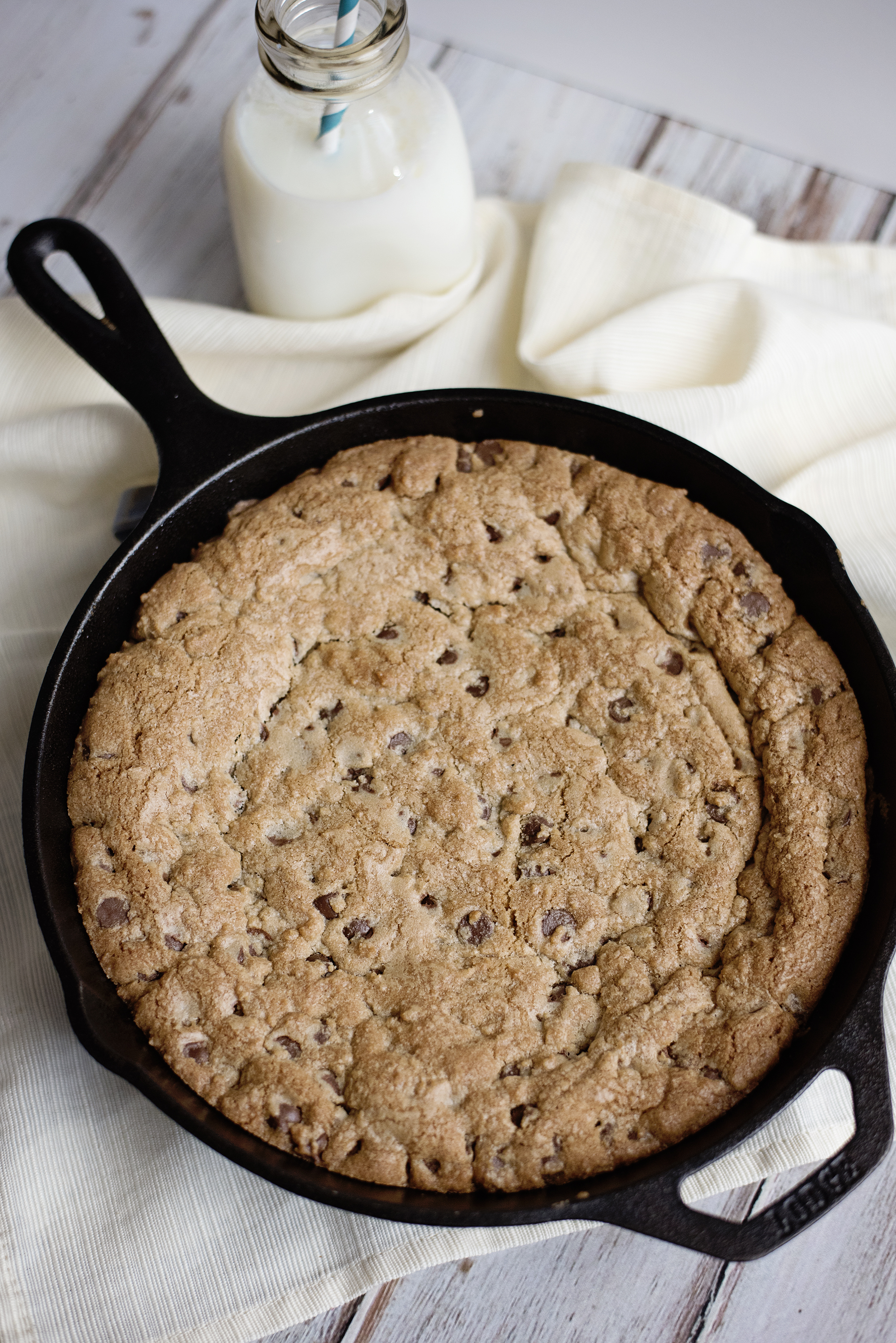 Skillet Cookie Cake Recipe Restaurant Style! Mommity