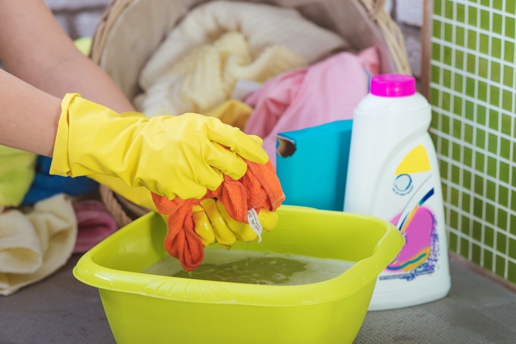 Laundry Made Simple Tips for Cleaner, Softer Clothes Mommy Bunch