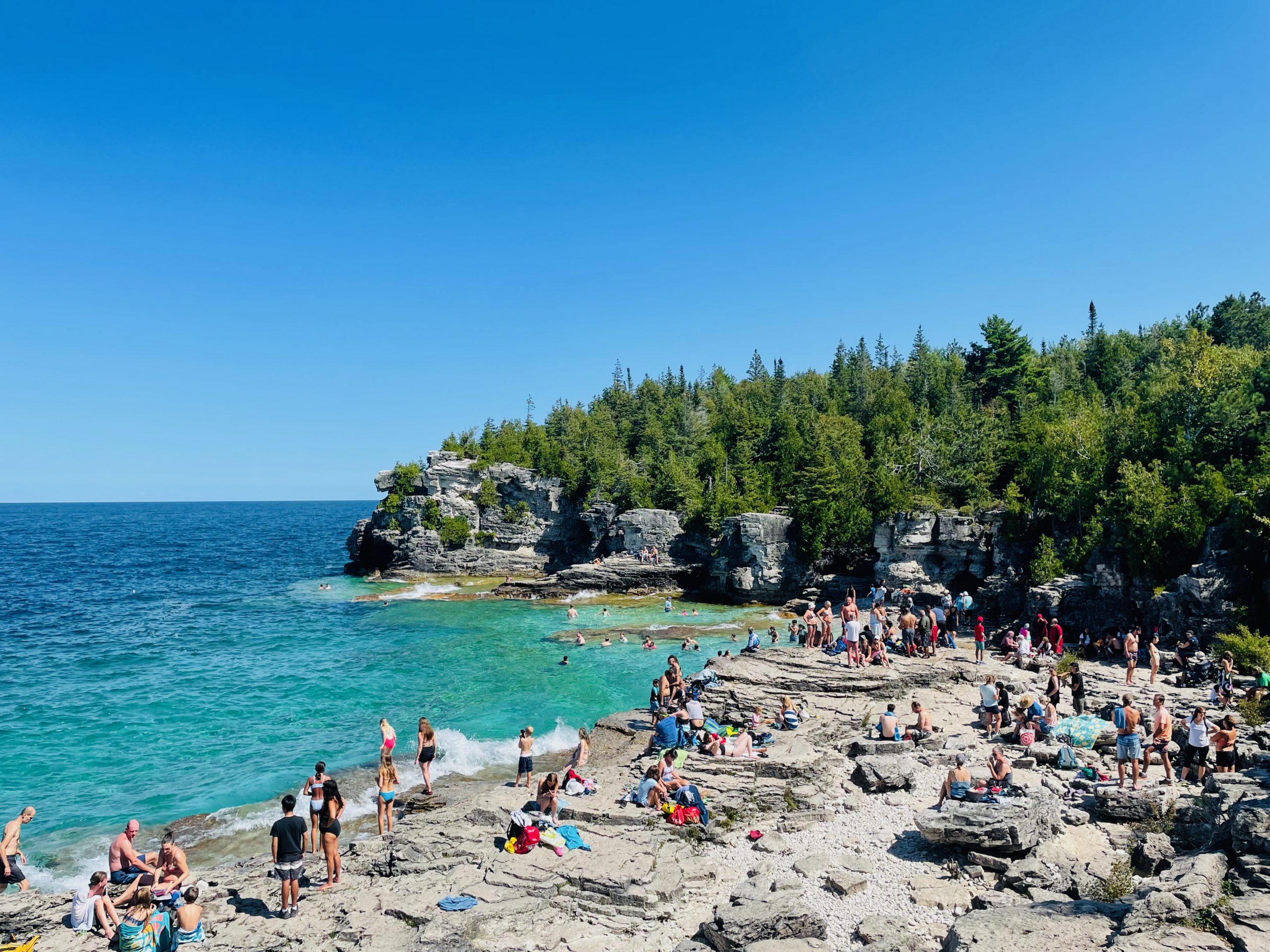 The Grotto in Tobermory parking & hiking Mommy Gearest