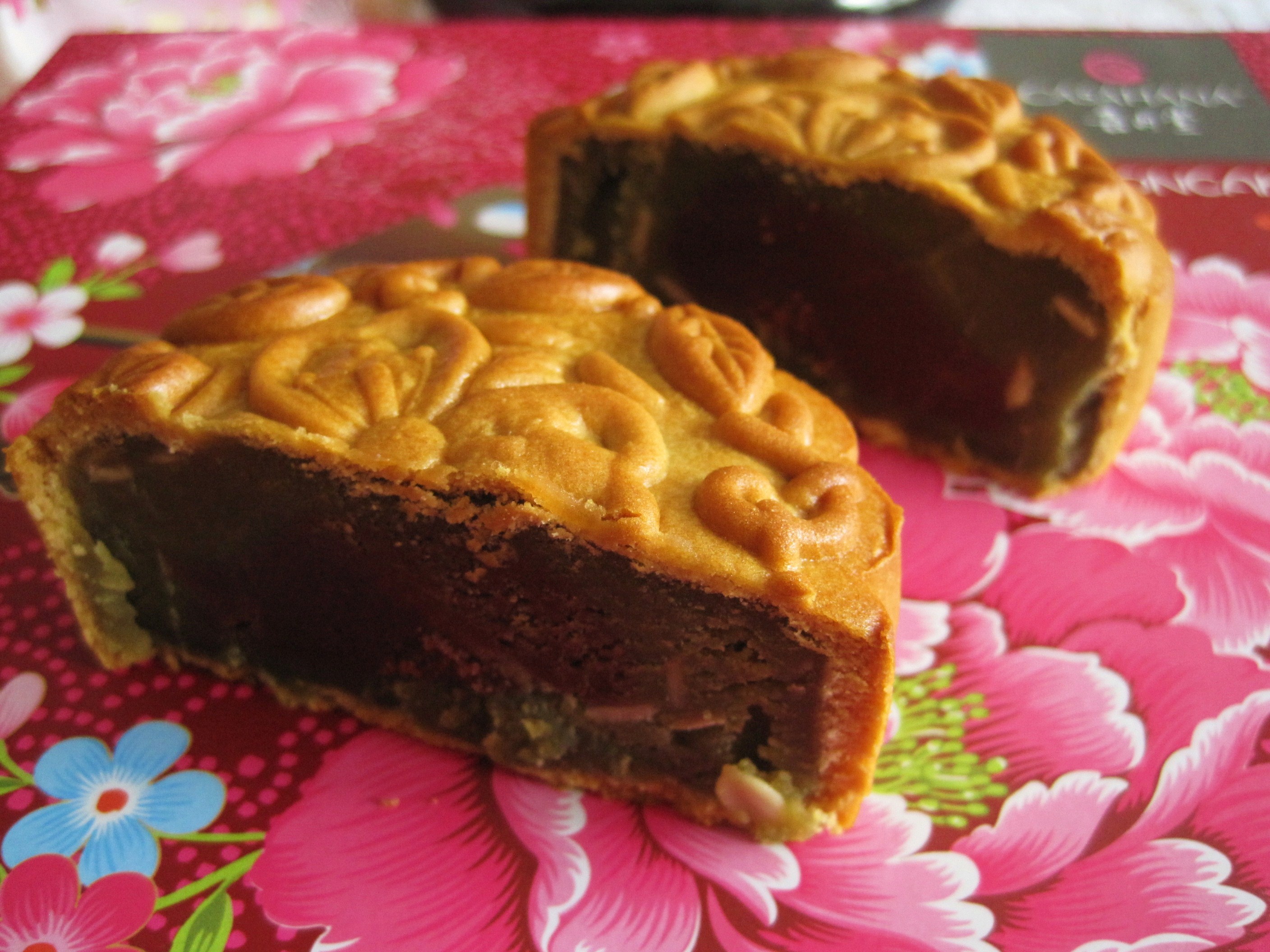 Mid Autumn Festival Mooncakes (月饼) in Melbourne Dessert Correspondents