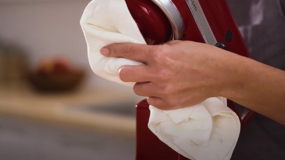 How to clean a KitchenAid mixer The Complete Guide Mom's Baking Co.
