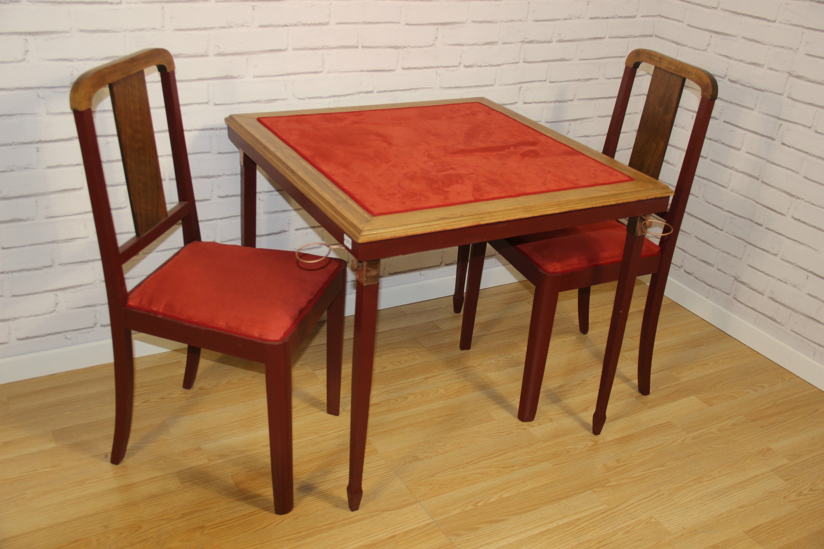 Table de jeu pliable Geisha et ses 2 chaises Mon1900