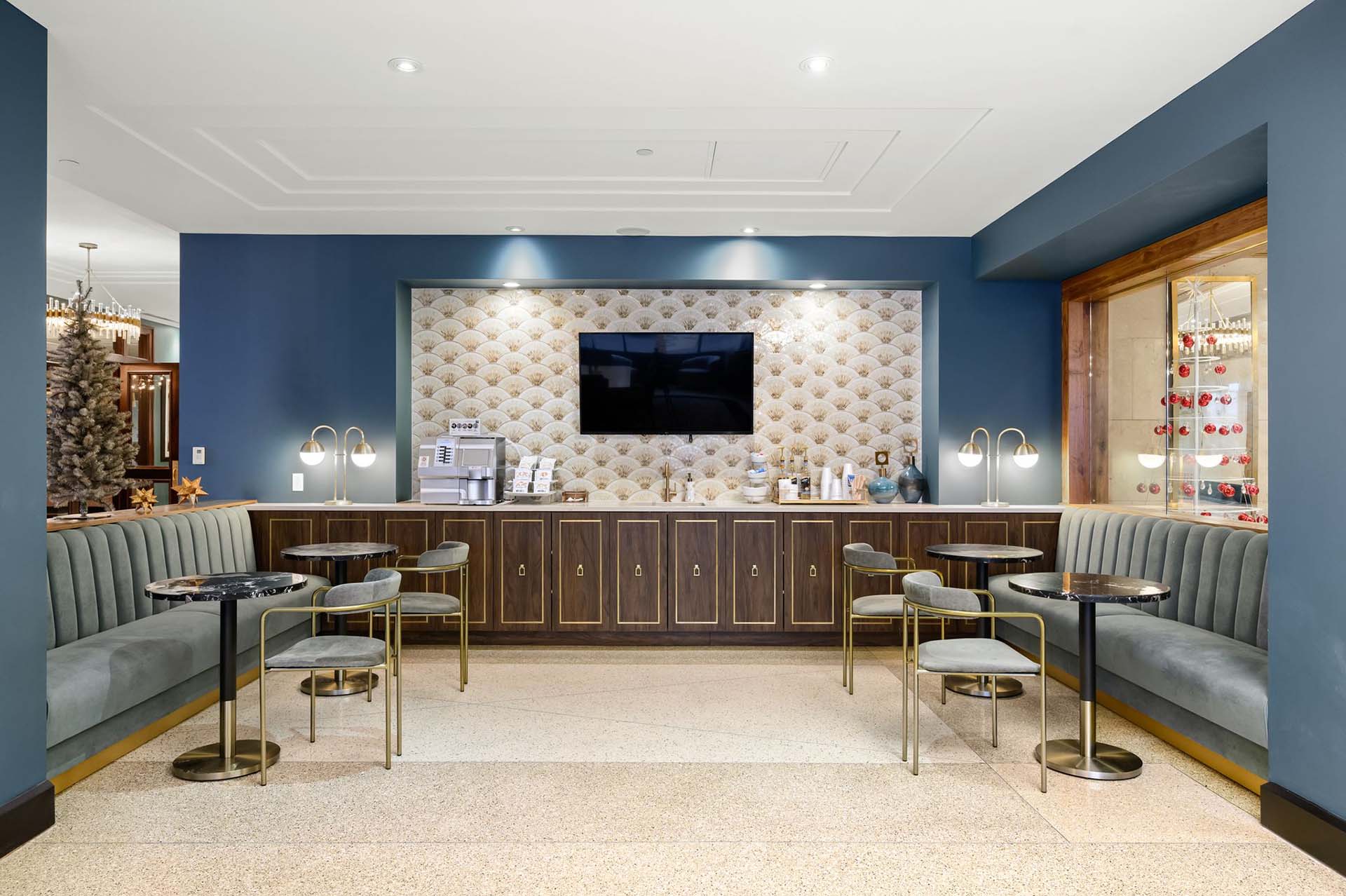 909 Walnut Lobby Renovation Monarch Home