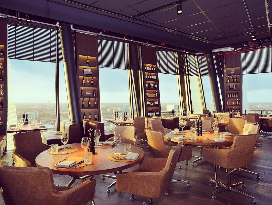 Clouds Hamburg hoch über Hamburgs Hafen Monday2Sunday