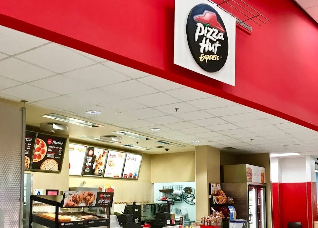 Primul restaurant Pizza Hut Express din România, inaugurat la Buzău