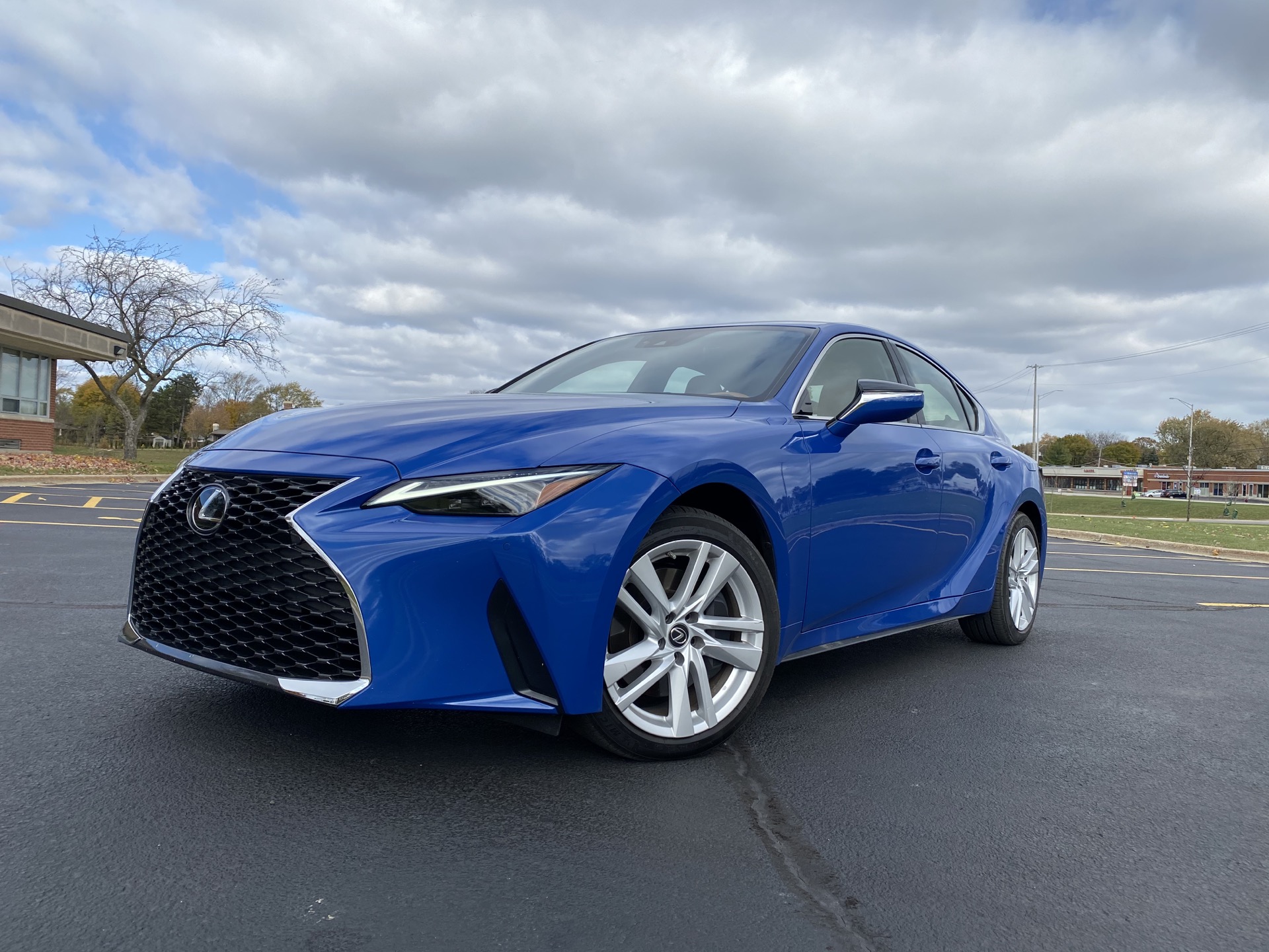 A Buyer's Guide to Getting a Used Lexus