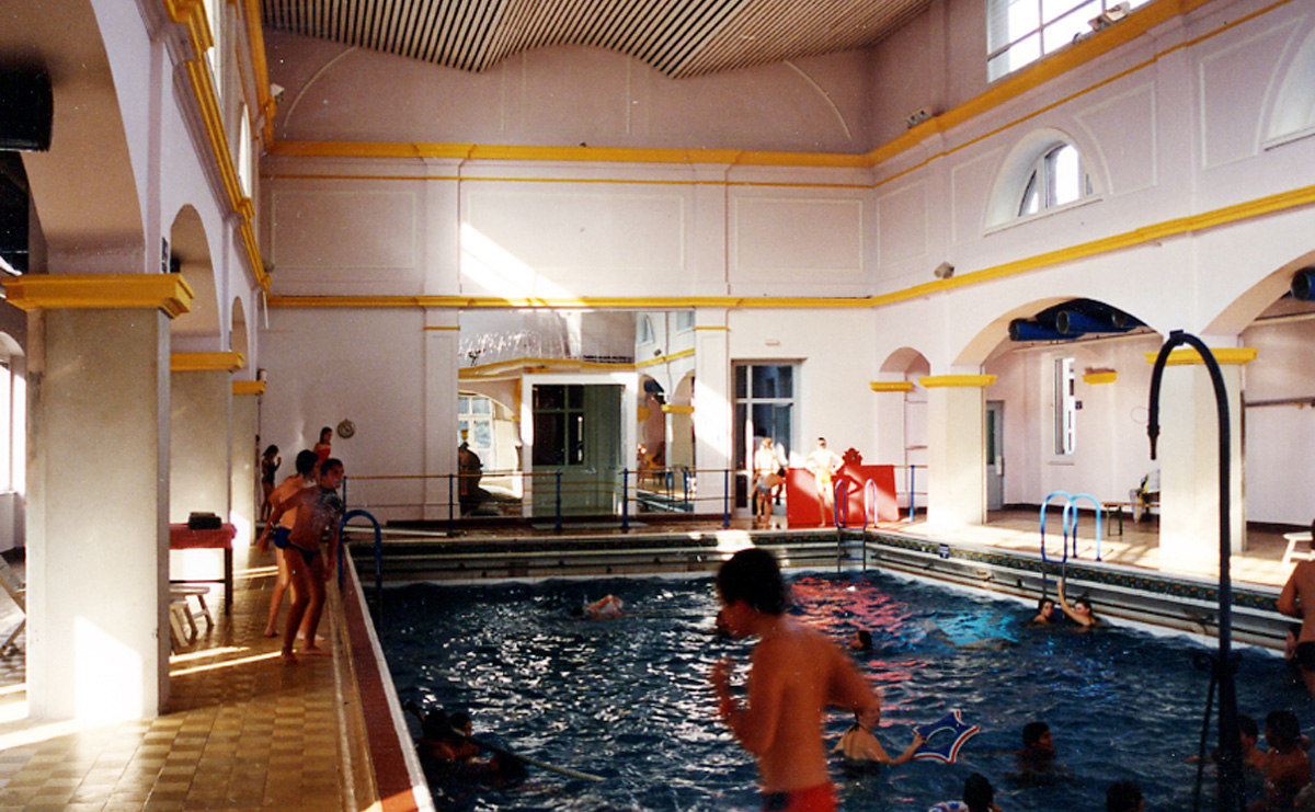 Mongiello & Plisson Piscine / Sainte Marie Aux Mines Vues intérieures