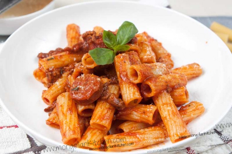 Chorizo Bolognese with Rigatoni pasta recipe