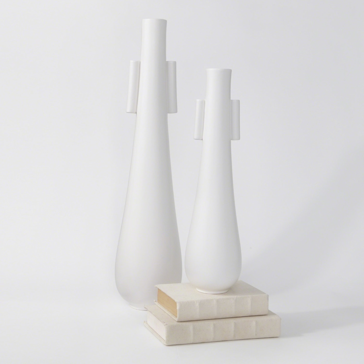 Baron Ceramic Teardrop Vases White > Moniker Home