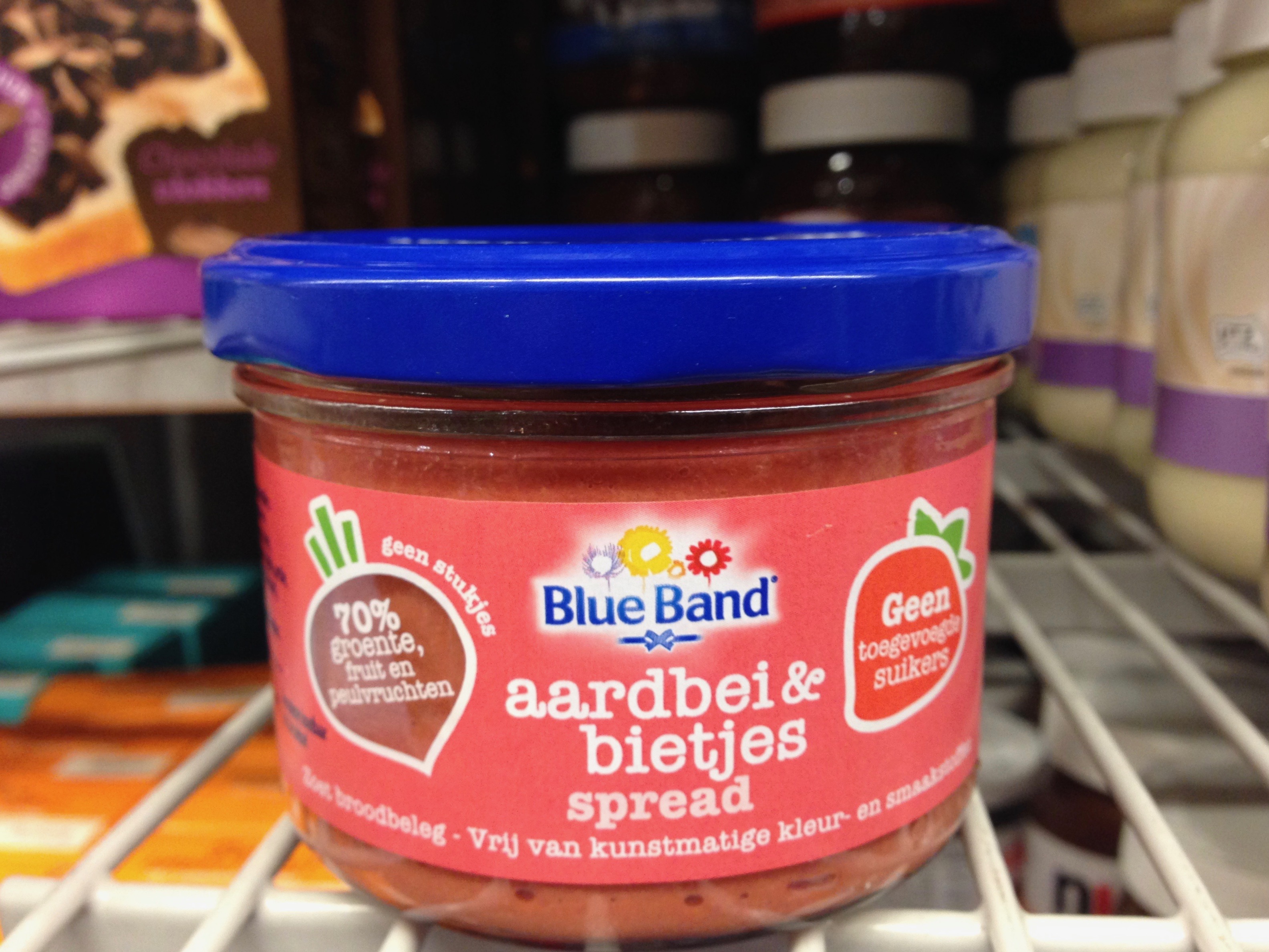 Review Blue Band Aardbei & Bietjesspread - Monique Van Der Vloed