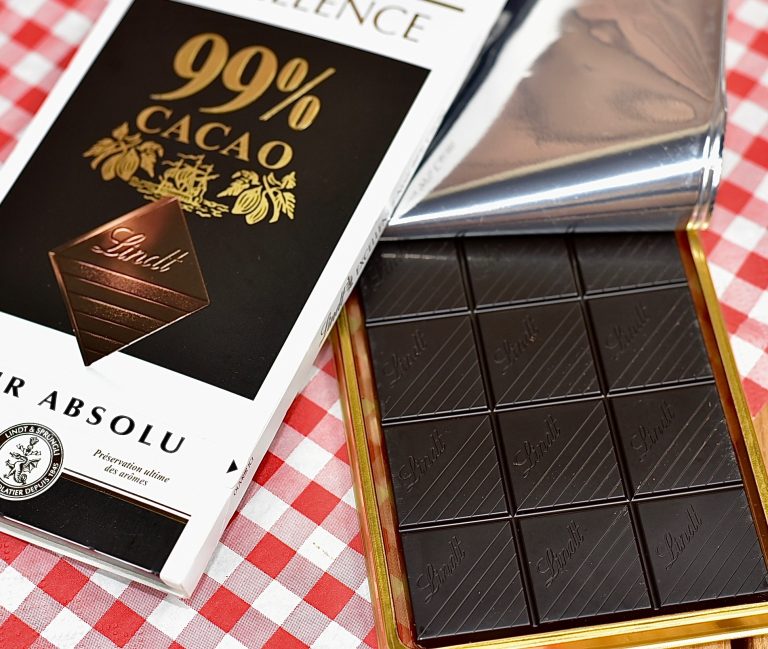 Pure Chocolade....welke Smaakt Het Beste? - Monique Van Der Vloed