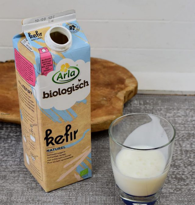 Kefir, alle ins and outs en hoe je het eenvoudig zelf kunt maken! Monique van der Vloed