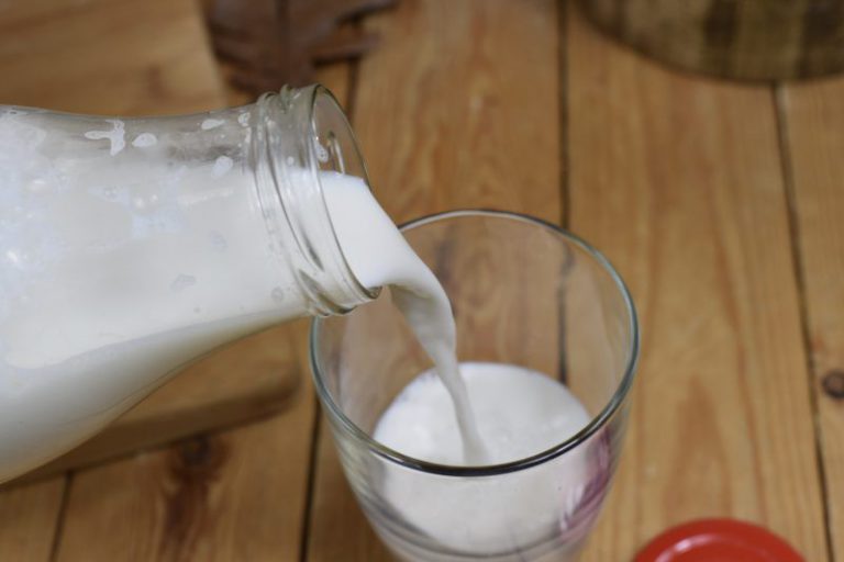 Zelf plantaardige melk maken....stap voor stap in beeld uitgelegd
