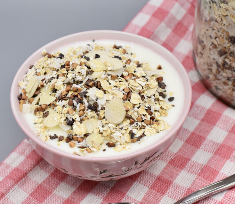 De Aller-Lekkerste, Meest Gezonde En Voedzame Muesli Maak Je Zo! - Monique Van Der Vloed