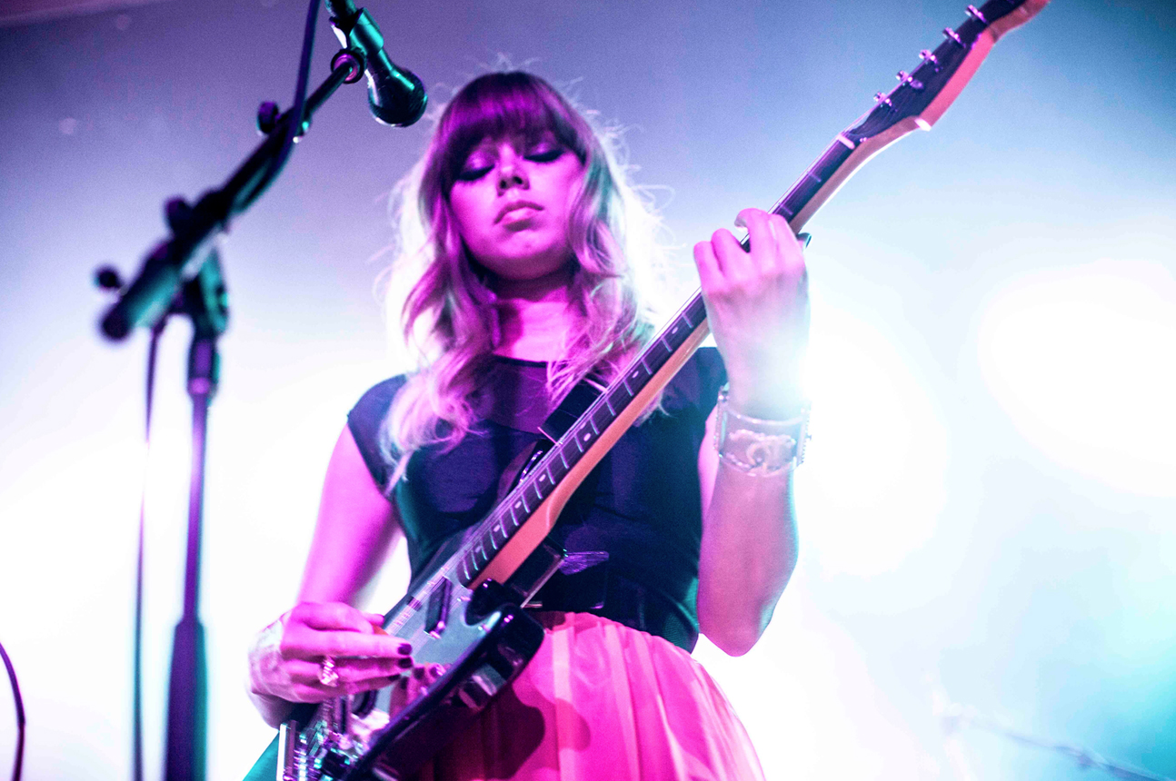 Chromatics lança de surpresa disco “Cherry” Monkeybuzz