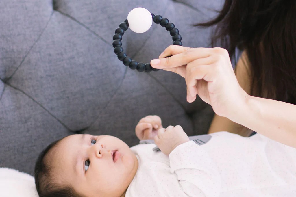 Steps to help your baby’s visual tracking skills MonkiBox
