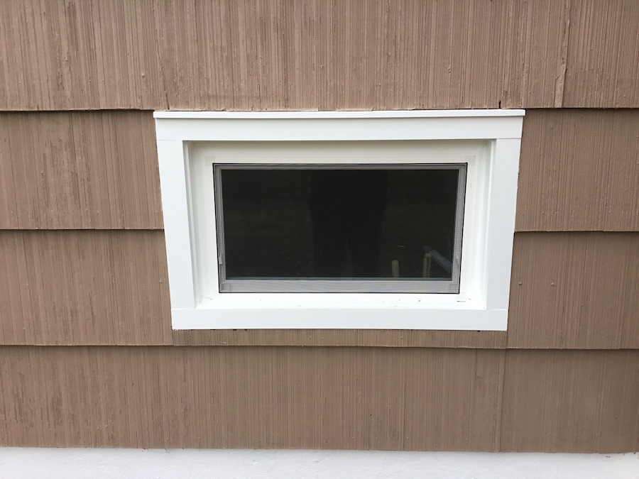 Woodpecker Damaged Siding Monks Home Improvements