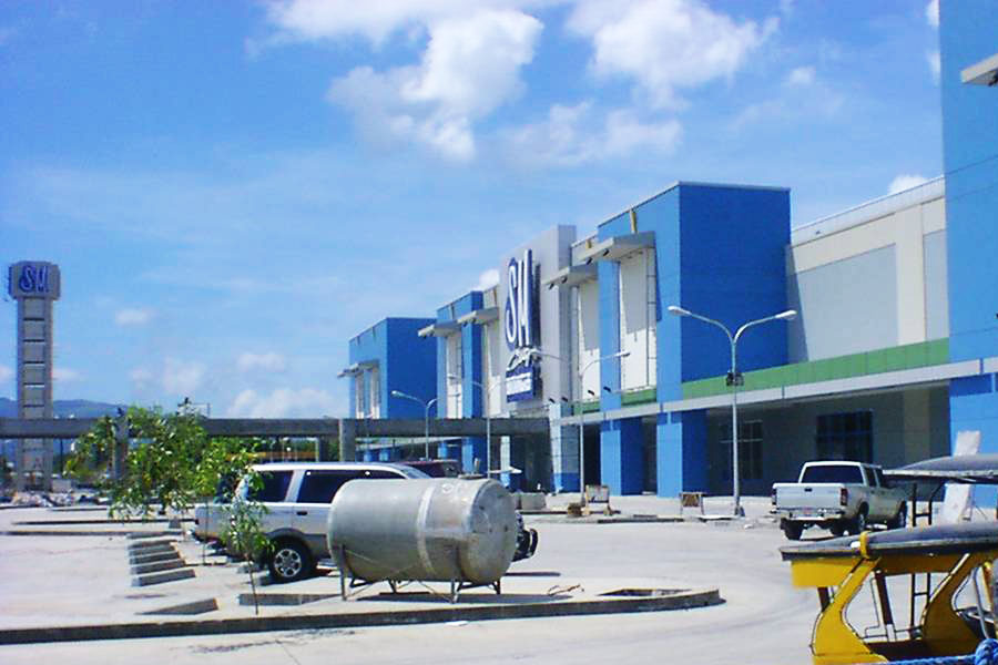 SM City Batangas Monolith