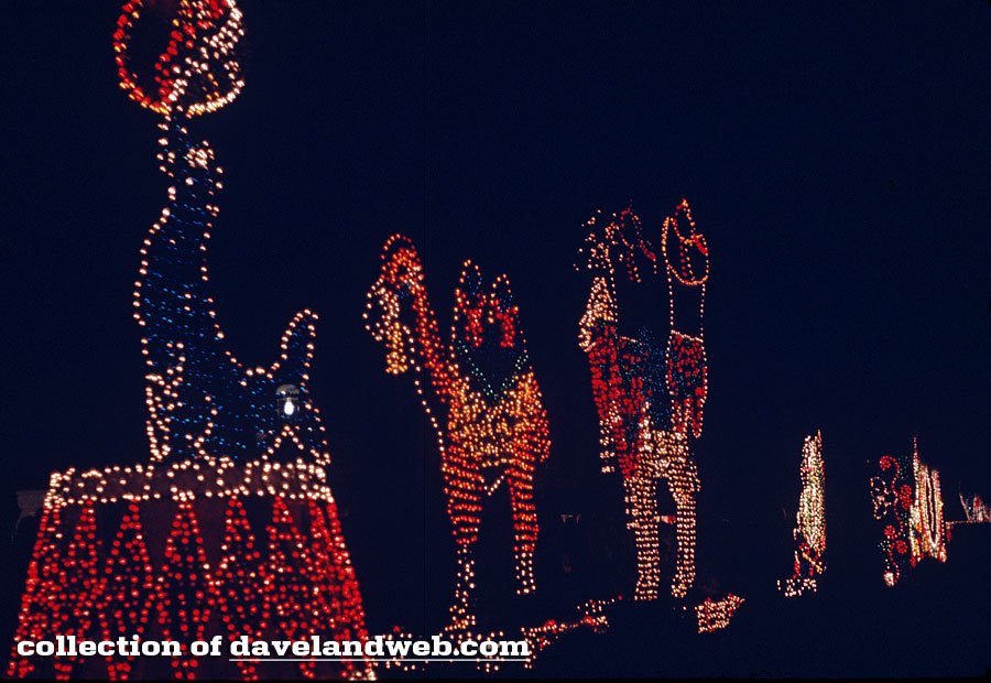 Disneyland 1972 and the Debut of the Main Street Electrical Parade