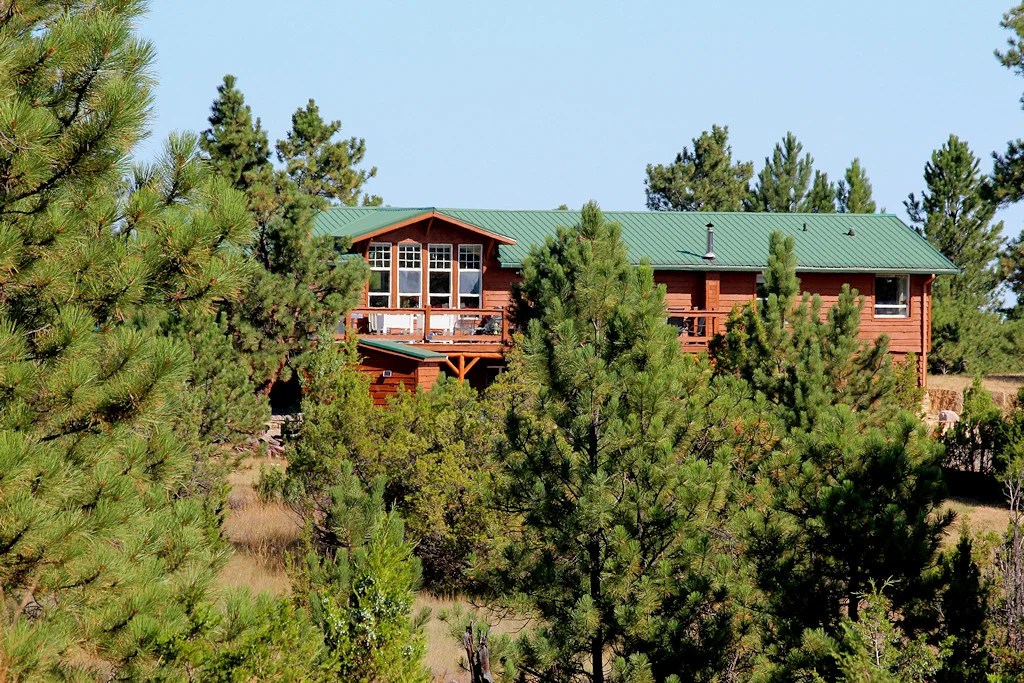 600 Dean Creek Road 699,000 Lavina, MT 59046 Montana Farm and