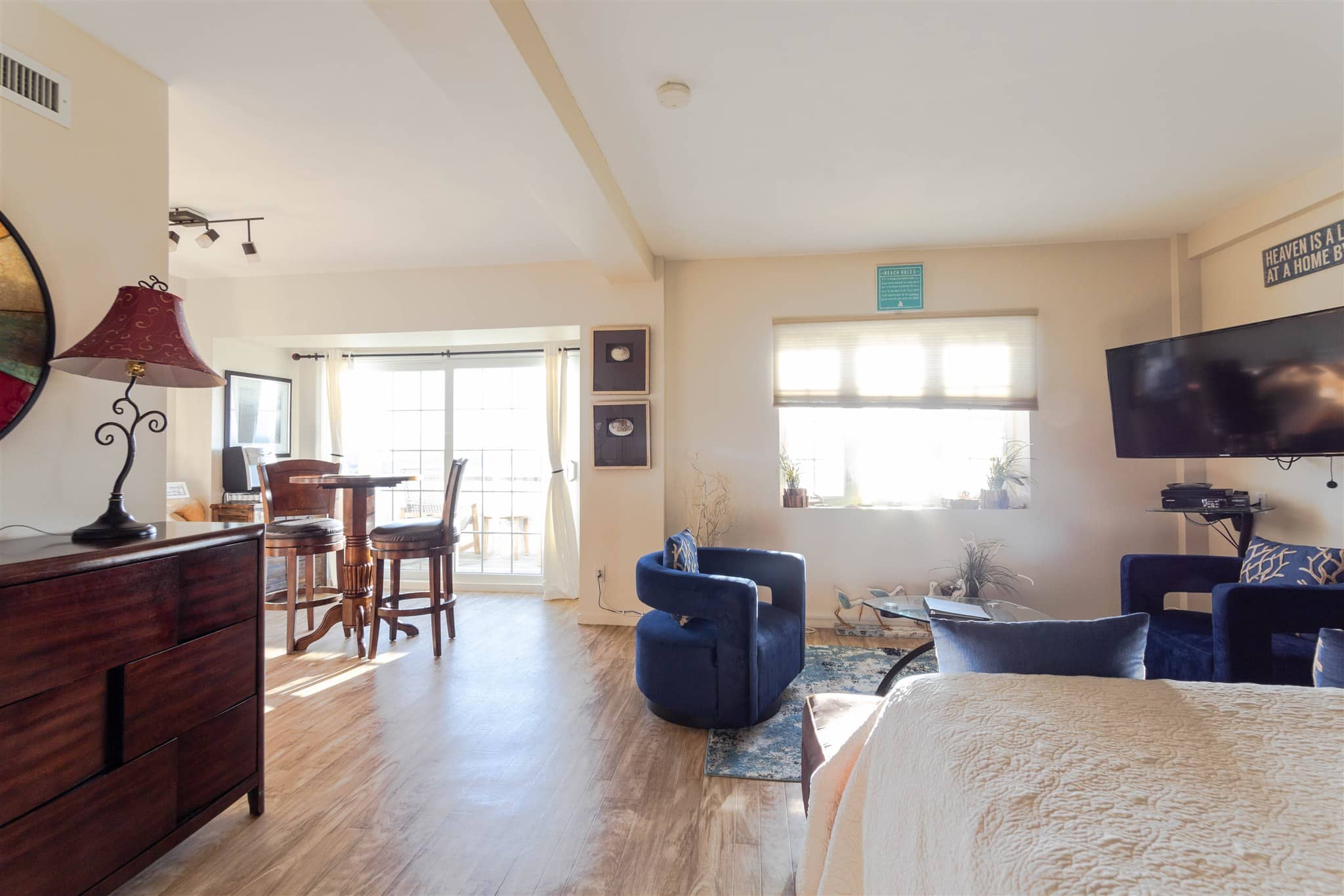 Studio Deluxe DXST Montauk Manor