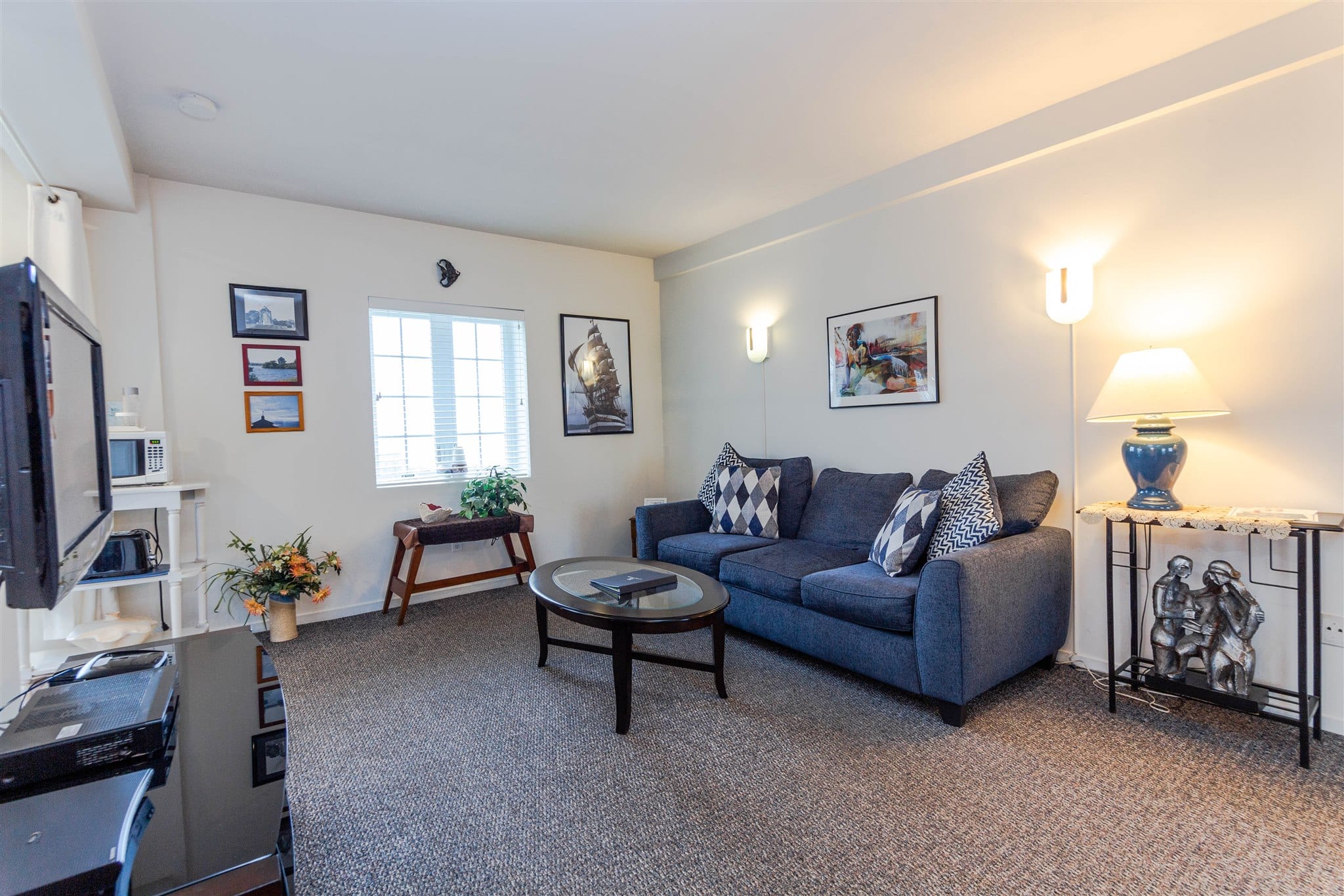 One Bedroom Luxury Suite, Two Baths, Simplex 1BLS Montauk Manor