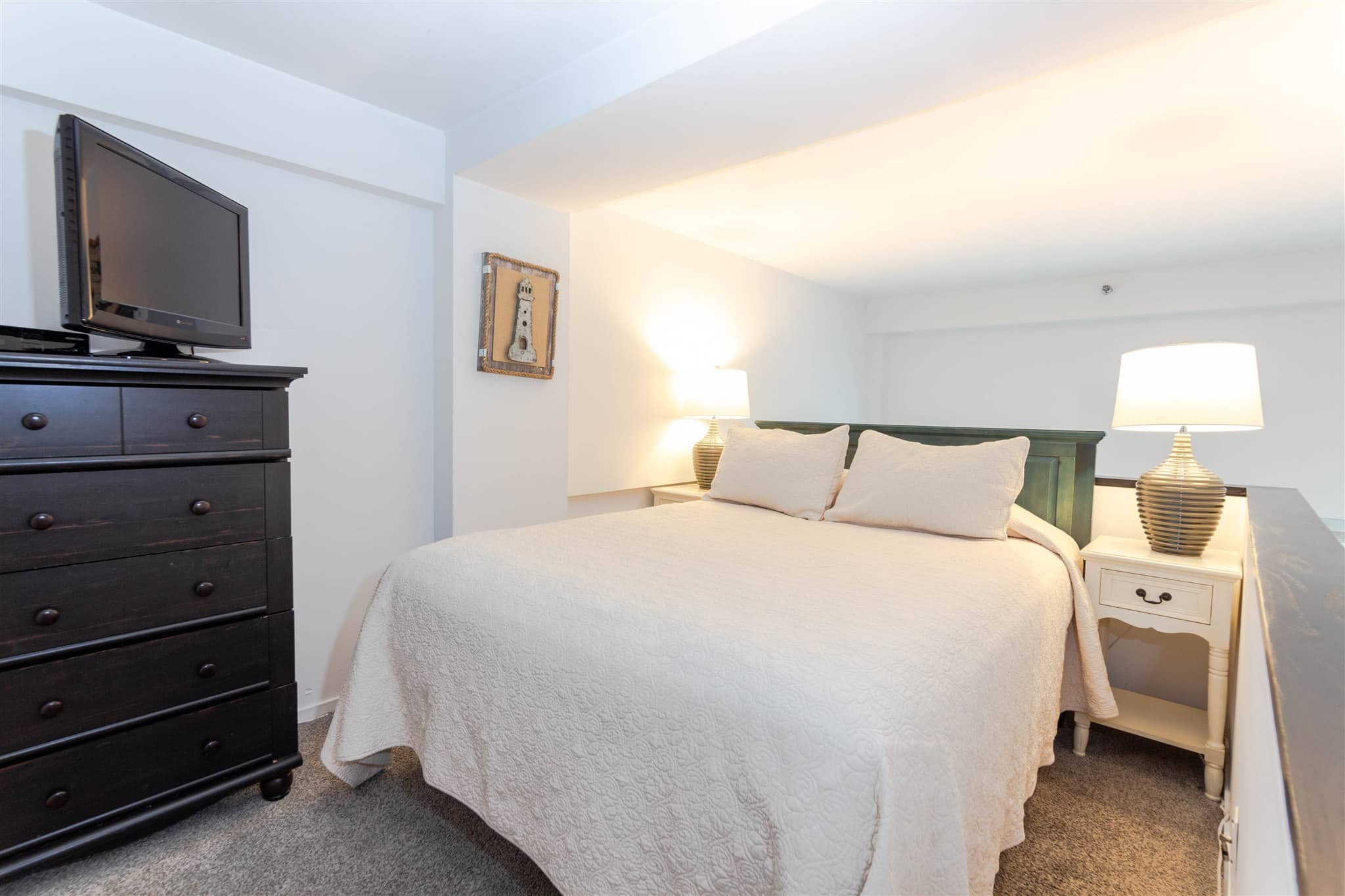 One Bedroom Suite, Duplex Loft 1BMSLF Montauk Manor