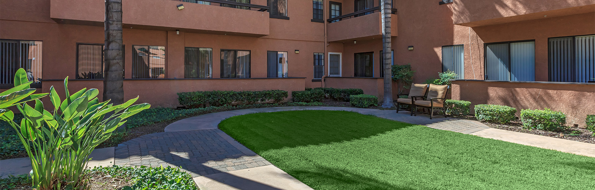 Montclair Royale Apartments in Montclair, CA